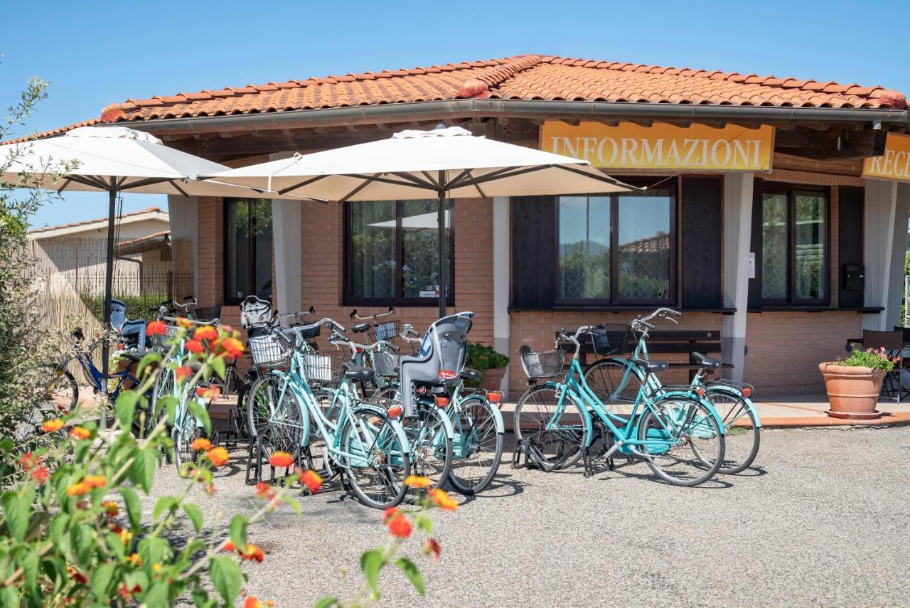 Villaggio Il Girasole فولّونيكا المظهر الخارجي الصورة