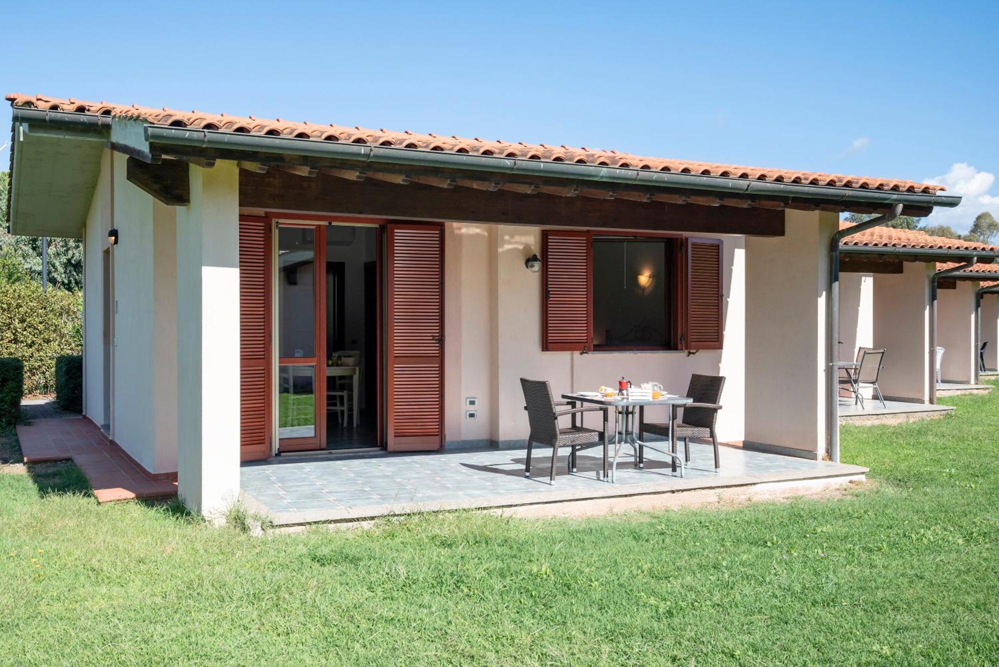 Villaggio Il Girasole فولّونيكا المظهر الخارجي الصورة