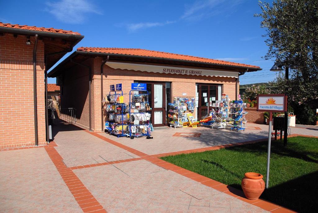 Villaggio Il Girasole فولّونيكا المظهر الخارجي الصورة